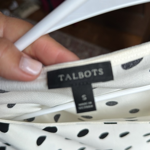 Talbots. Fun, Dressy top. - Picture 2 of 5